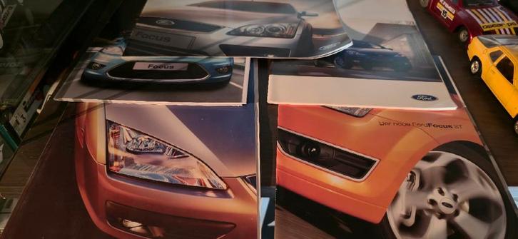 Ford folders - Diverse modellen, Boeken, Auto's | Folders en Tijdschriften, Gelezen, Ford, Ophalen of Verzenden