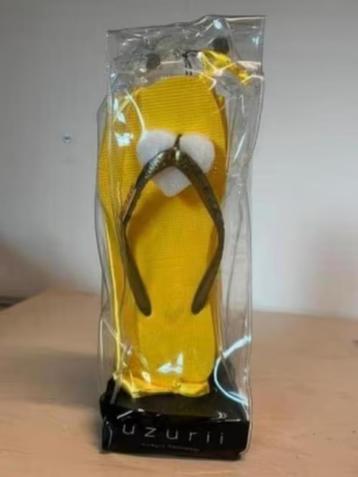 NIEUW! Uzurii slippers original yellow maat 39/40 €26,99 beschikbaar voor biedingen