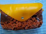 Oranje "slangenleren" print schouder tasje NIEUW!, Sieraden, Tassen en Uiterlijk, Tassen | Damestassen, Ophalen of Verzenden, Nieuw