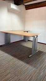 Bureau, Ophalen