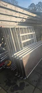 Custers steiger met euroscaffold steigerbok 10.2 m, Doe-het-zelf en Verbouw, Steigers, Ophalen of Verzenden, Rolsteiger of Kamersteiger