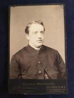 Kabinetfoto, Man, J.H. Kramer, Utrecht, Antieke foto, Verzamelen, Foto's en Prenten, Ophalen of Verzenden, Voor 1940, Gebruikt