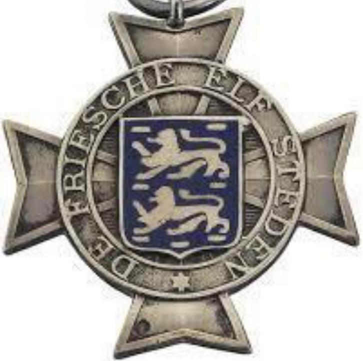 Gezocht: Elfstedenkruisje 1986, Verzamelen, Speldjes, Pins en Buttons, Gebruikt, Speldje of Pin, Sport, Ophalen of Verzenden