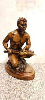 ALLAN DAVEY BEELD  MAORI WARRIOR UIT HE TOA NEW ZEALAND 23CM, Antiek en Kunst, Kunst | Beelden en Houtsnijwerken, Ophalen of Verzenden