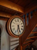 Zeer grote antieke dubbele Brillé klok, Ophalen