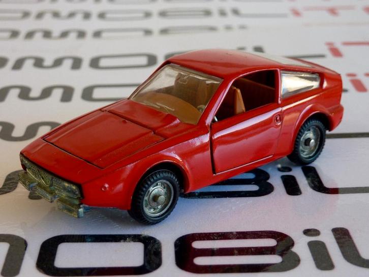 Alfa Romeo Junior Zagato Mebetoys A-46 1:43, Hobby en Vrije tijd, Modelauto's | 1:43, Zo goed als nieuw, Auto, Overige merken