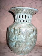 Jumbo plateel vaas met mooi opengewerkte kraag fifties, Ophalen of Verzenden