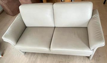 Bank beschikbaar voor biedingen