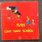 Flipje Tiel gaat naar school - Origineel boekje jaren 50/60, Boeken, Eén stripboek, Ophalen of Verzenden, Gelezen