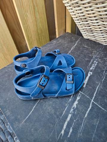 Birckenstock sandalen beschikbaar voor biedingen