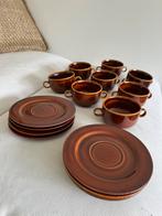 8 bruine retro vintage soepkommen met schotel merk Colditz, Ophalen