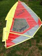Klepper surfzeil 5,9M2, Watersport en Boten, Windsurfen, Ophalen, 250 tot 300 cm, Zeil, 5 tot 7 m²