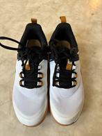 Handbalschoenen maat 41, Sport en Fitness, Handbal, Ophalen, Zo goed als nieuw, Schoenen