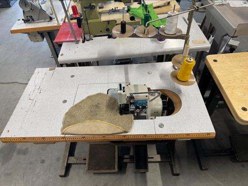 Industriele overlock lockmachine singer 5draads, Hobby en Vrije tijd, Naaimachines en Toebehoren, Gebruikt, Lockmachine, Singer
