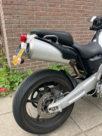 Uitlaatdempers Yamaha MT03 beschikbaar voor biedingen