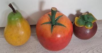 Groot fruit van hout. Samen in 1 koop. Vintage. Hoogte 22cm. beschikbaar voor biedingen