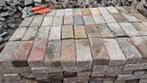 Restpartij gebruikte  betonklinkers bont op pallet moet weg, Ophalen, Gebruikt, Klinkers, 10 m² of meer