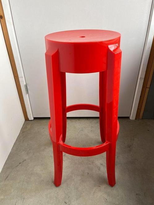 Kartell Charles Ghost Barkruk rood of groen nieuw, Huis en Inrichting, Barkrukken, Nieuw, 60 tot 90 cm, Kunststof, 1 kruk, Met voetsteun