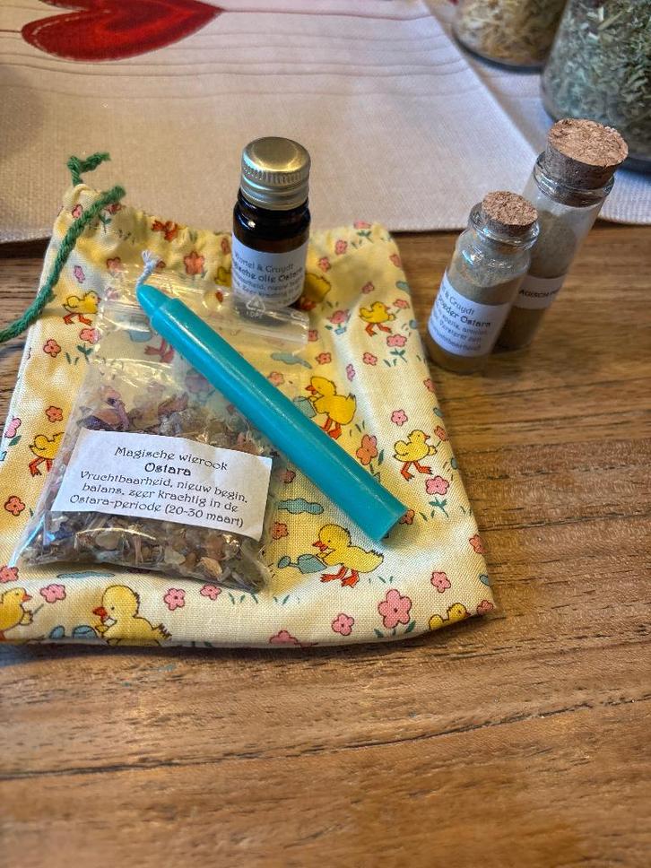 Rituele jaarfeesten set, Boeken, Esoterie en Spiritualiteit, Nieuw, Overige typen, Spiritualiteit algemeen, Ophalen of Verzenden