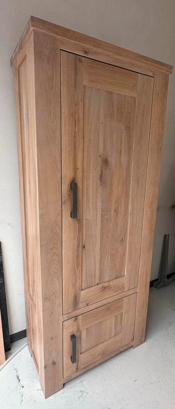 Nieuwe Massief eiken kast met whitewash finish – softclose beschikbaar voor biedingen