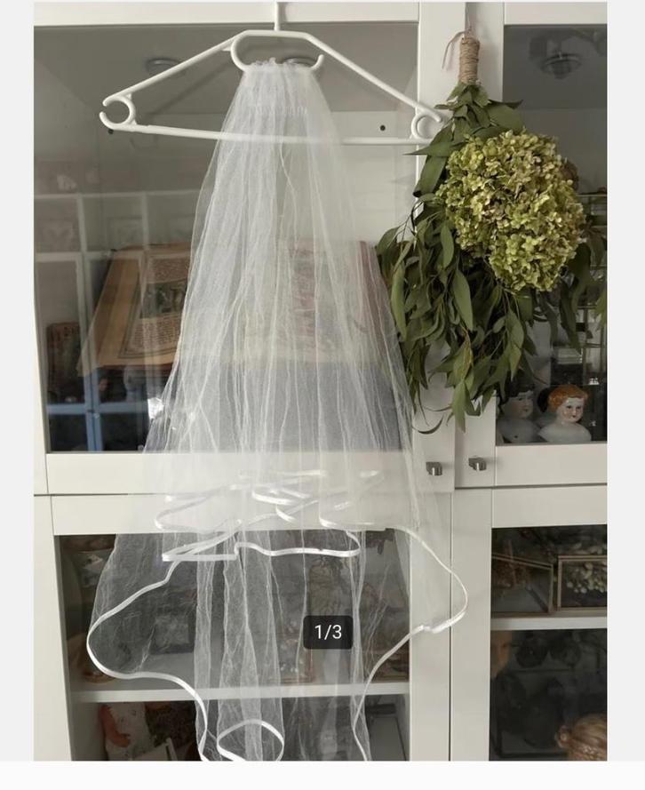 Witte Bruidssluier - witte lint rand - 90 cm met kam, Kleding | Dames, Trouwkleding en Trouwaccessoires, Zo goed als nieuw, Accessoires