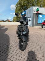 Vespa sprint e5, Fietsen en Brommers, Scooters | Vespa, Ophalen, Gebruikt, Maximaal 45 km/u, Vespa S