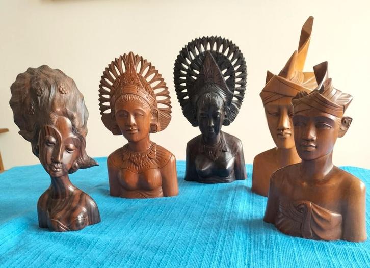 Schitterende borstbeelden Indonesië / Bali 5 x, Antiek en Kunst, Kunst | Beelden en Houtsnijwerken, Ophalen of Verzenden
