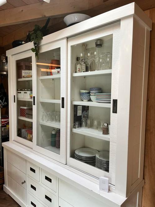 Mooie kast met glazen deuren, Huis en Inrichting, Kasten | Buffetkasten, Gebruikt, 100 tot 150 cm, 150 tot 200 cm, 25 tot 50 cm