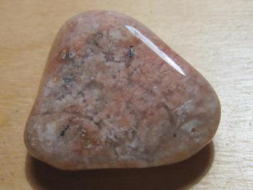 ede. grote edelsteen ZALM MOSAGAAT (2)  beschikbaar voor biedingen