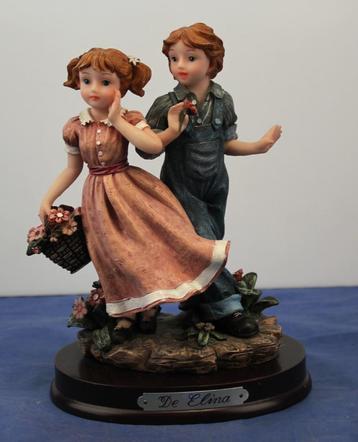 De Elina Figurine.