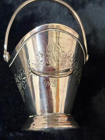 Verzilverd Douwe Egberts Suikermandje beschikbaar voor biedingen