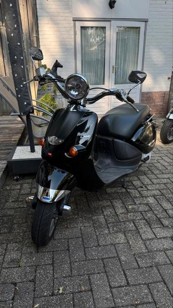 Aprilia mojito custom beschikbaar voor biedingen