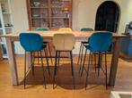Hoge houten eettafel incl. 6 barstoelen (De Arend), Ophalen, Gebruikt, 4 tot 6 stoelen