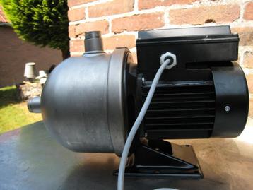 WATERPOMP-GRUNDFOS-GRONDWATERPOMP-BEREGENINGSPOMP-HYDROFOORP beschikbaar voor biedingen
