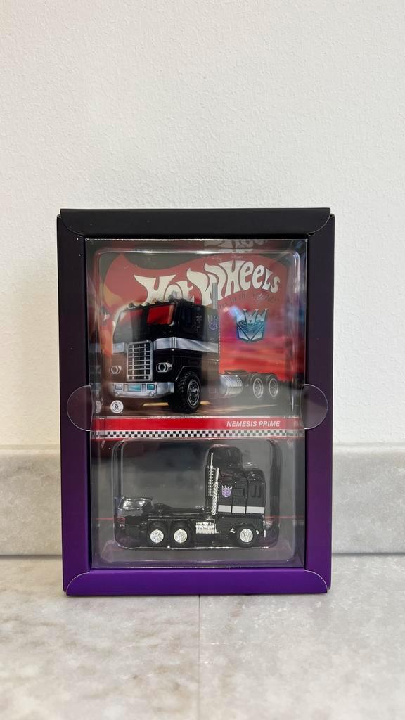 Hot Wheels X Transformers Nemesis Prime, Hobby en Vrije tijd, Modelauto's | Overige schalen, Nieuw, Auto, Ophalen of Verzenden