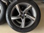 Volvo XC60 / XC90 Winterset R-Design 235/60r18 Continental, Auto-onderdelen, Banden en Velgen, Ophalen, 18 inch, Gebruikt, Info@ennikautobedrijf.nl