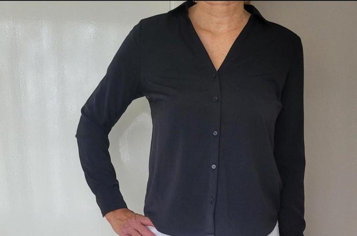 Erg mooie blouse S Zwart, Kleding | Dames, Blouses en Tunieken, Zo goed als nieuw, Maat 36 (S), Zwart, Ophalen of Verzenden