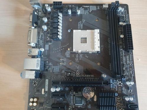 Gigabyte GA-B350M-D2 Moederbord + CPU Koeler, Backplate etc., Computers en Software, Moederborden, Zo goed als nieuw, DDR4, Ophalen of Verzenden