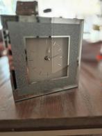 Glinsterende Tafelklok - Analoog, Ophalen of Verzenden, Zo goed als nieuw, Analoog, Wekker of Tafelklok