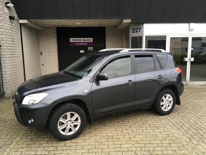 Toyota RAV4 2.0 VVTi Linea Sol / 4 WD / NWE MODEL / AIRCO AC, Auto's, Toyota, Bedrijf, Te koop, Rav4, 4x4, ABS, Airbags, Airconditioning