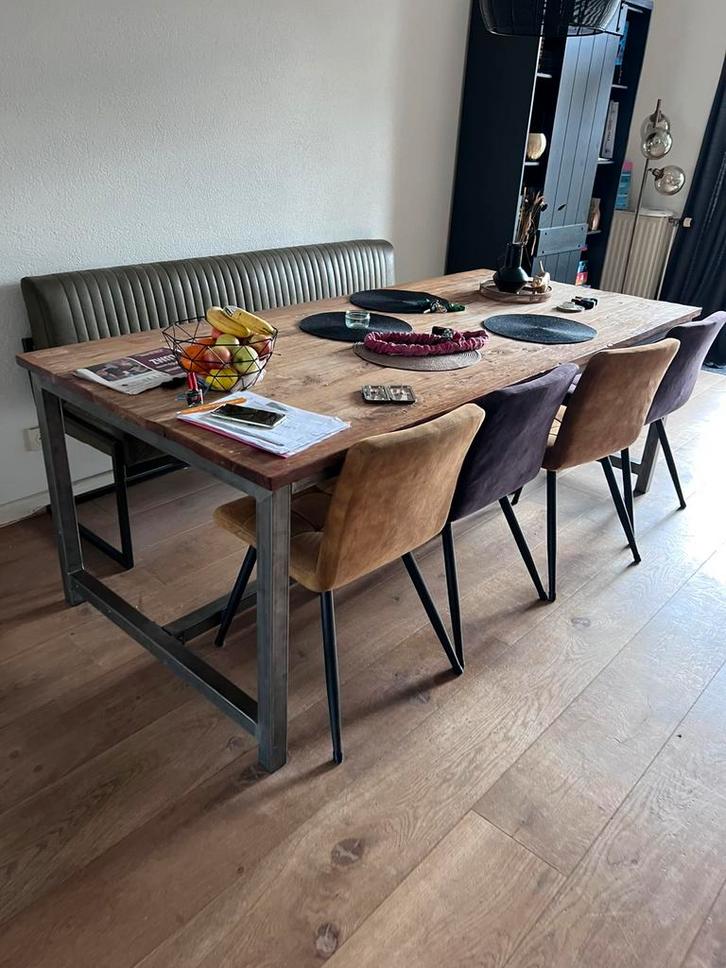 TOWER LIVING Industriële eettafel met stoelen, Huis en Inrichting, Tafels | Eettafels, Zo goed als nieuw, 50 tot 100 cm, 200 cm of meer