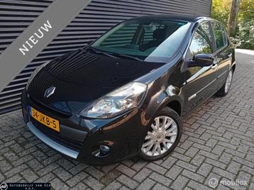 Renault Clio 1.2 TCe 5drs Sélection Business Sport Climate, beschikbaar voor biedingen
