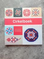 Cirkelboek, Ophalen of Verzenden, Zo goed als nieuw