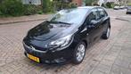 Opel Corsa 1.4 66KW/90PK 5D 2016 Zwart, Auto's, Opel, 47 €/maand, Origineel Nederlands, Te koop, 5 stoelen