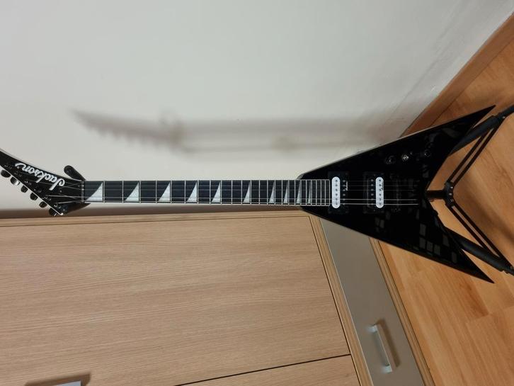 Jackson js32t gitaar zwart, Muziek en Instrumenten, Snaarinstrumenten | Gitaren | Elektrisch, Zo goed als nieuw, Solid body, Overige merken