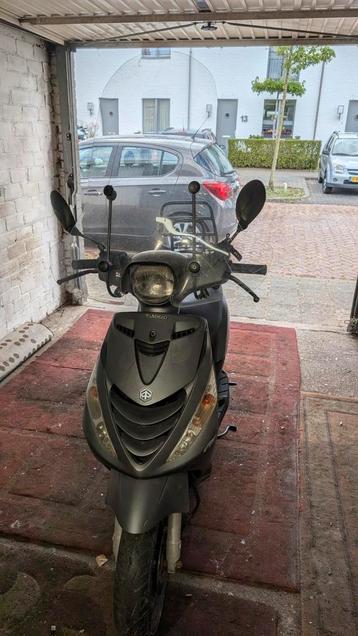 Piaggio zip 4T geel kenteken  beschikbaar voor biedingen