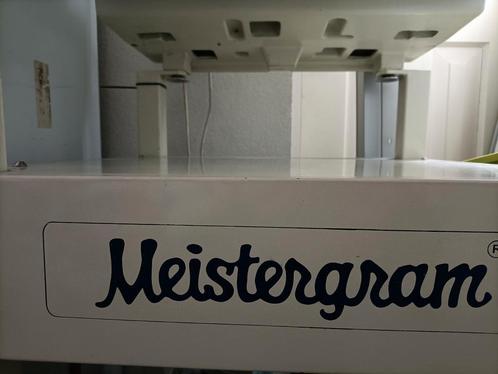 Te koop Meistergram industriële Borduur machine, Hobby en Vrije tijd, Borduren en Borduurmachines, Zo goed als nieuw, Borduurmachine