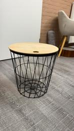 Stijlvol tafeltje met metalen frame en houten blad, Minder dan 55 cm, Gebruikt, Rond, Hout