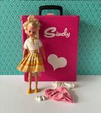 Vintage 70’s Sindy barbie in koffer, Verzamelen, Gebruikt, Ophalen of Verzenden, Nvt, Pop