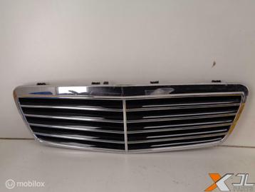CLK-KLASSE W208 GRILLE  A2088800085 beschikbaar voor biedingen